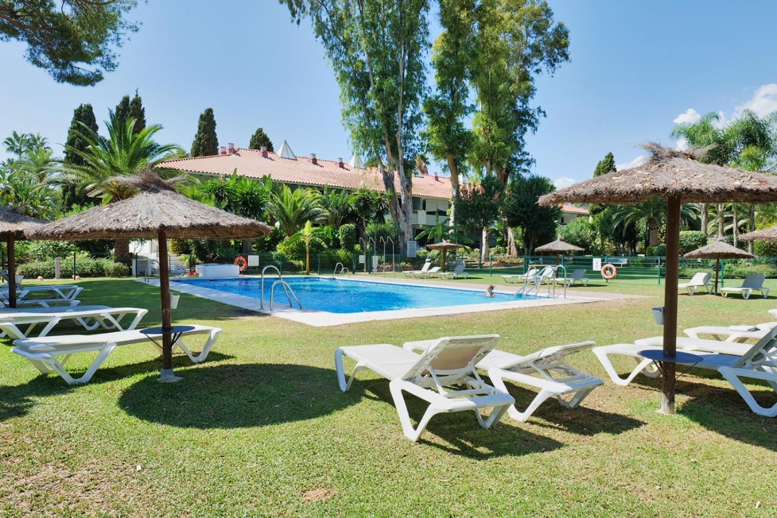 Suite Puerto Banus Con Piscina Marbella Exterior photo